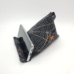 Spiderweb Phone Stand Phone Pillow eReader Holder